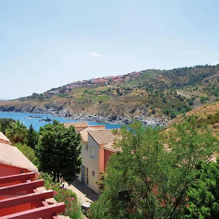 Coastal Retreat On The Vermilion Coast